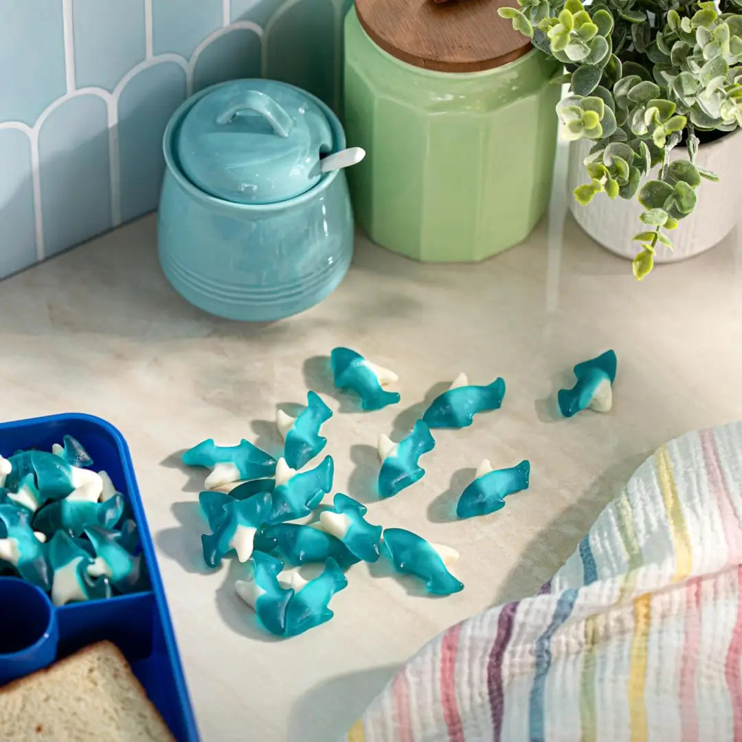 Albanese Blue gummi sharks 4.5lbs/2.04kg