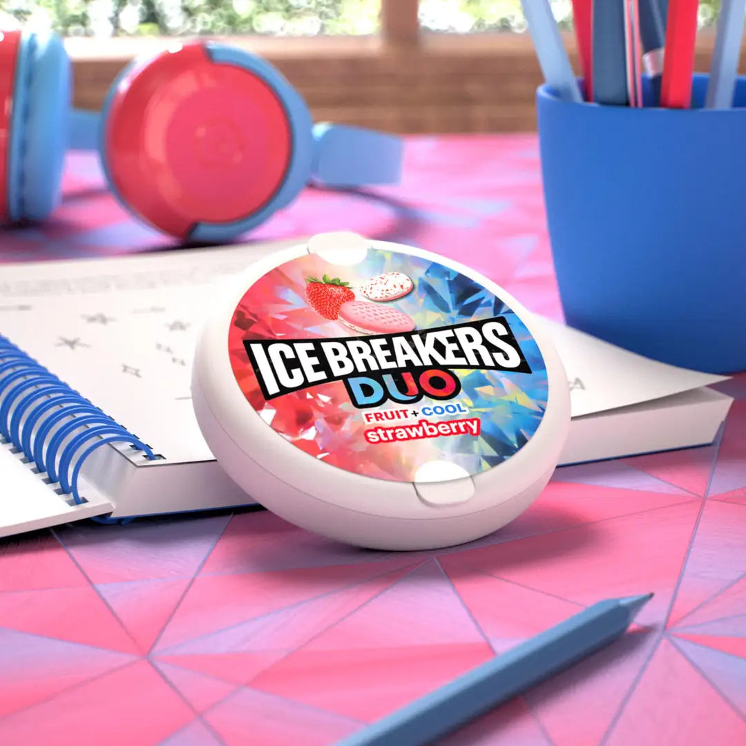 ICE BREAKERS Duo Fruit + Cool Sugar Free Mints Strawberry