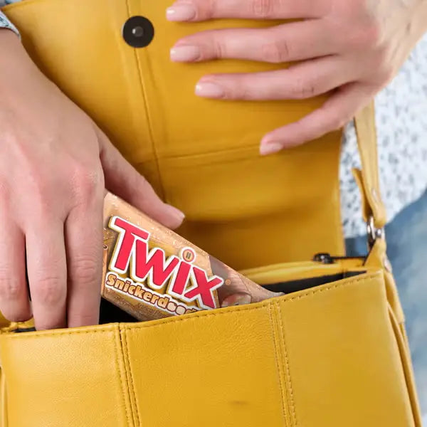 Twix Snickerdoodle Cinnamon Caramel Milk Chocolate Cookie